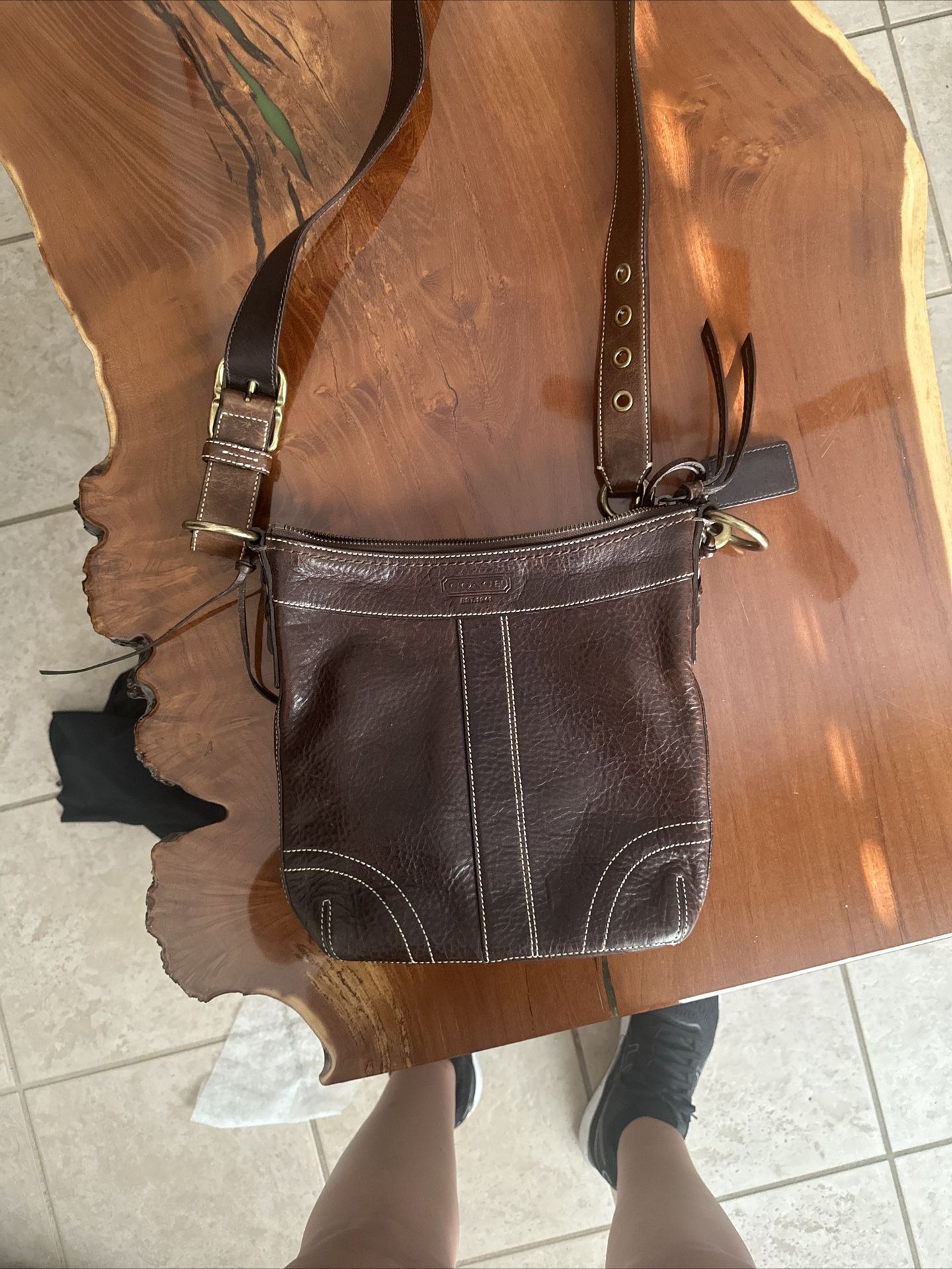 Vintage Coach Leather Crossbody Bleecker Slim 10398 Dk Brown