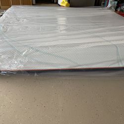 TEMPUR-ProAdapt Firm Mattress Tempur