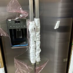 GE 25.3 cu. ft. Side by Side Refrigerator