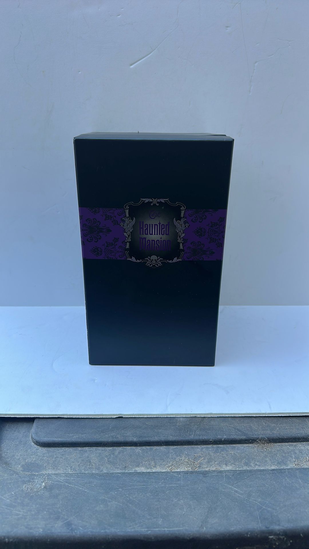 Disney Gus Host A Ghost Spirit Jar The Haunted Mansion