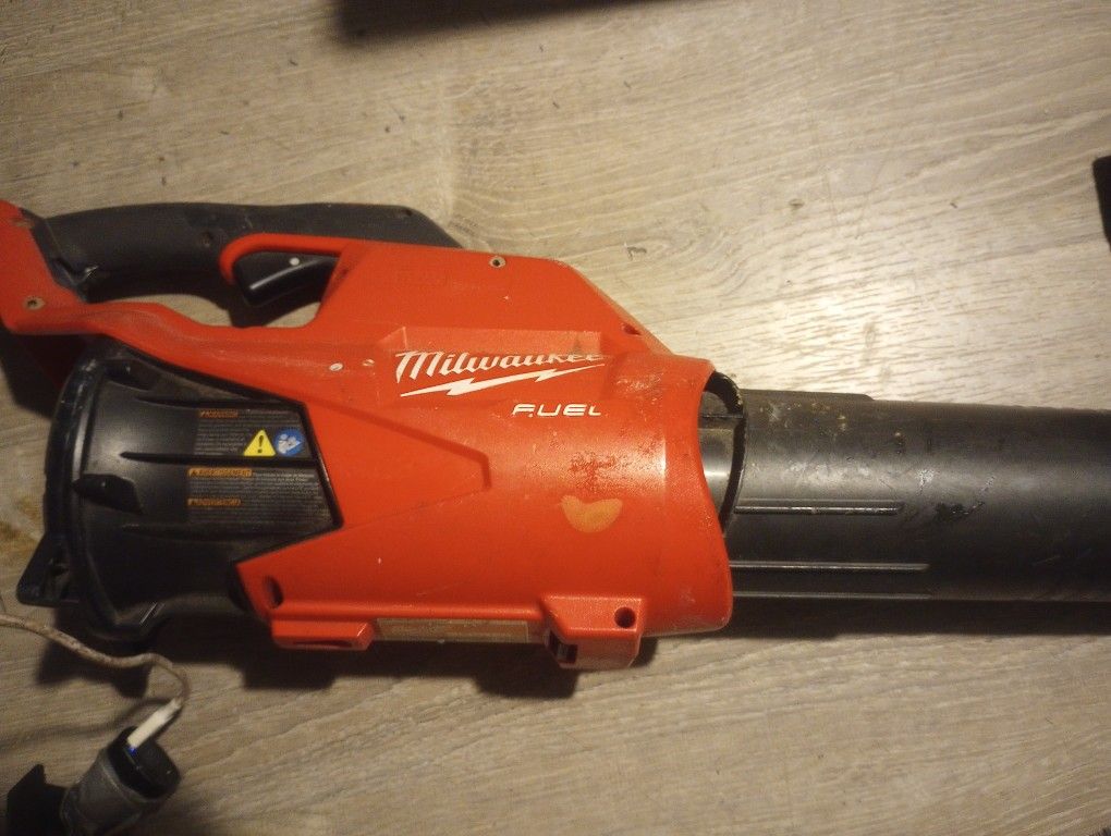 Milwaukee Blower 