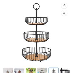 3 Tier Members Mark Basket stand 