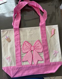 Tote bag