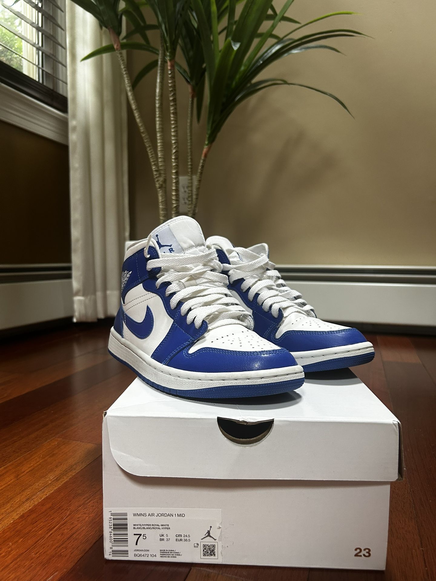 WMNS Air Jordan 1 mid Kentucky blue wmns