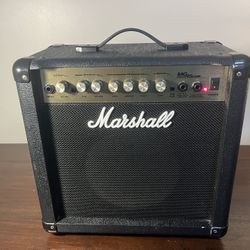 Marshall MG 15CDR Guitar Amp