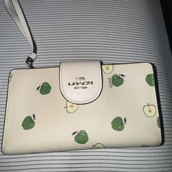 Coach Phone Wallet EXCELLENT CONDITION