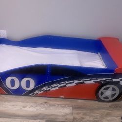 Toddler Race Car Bed