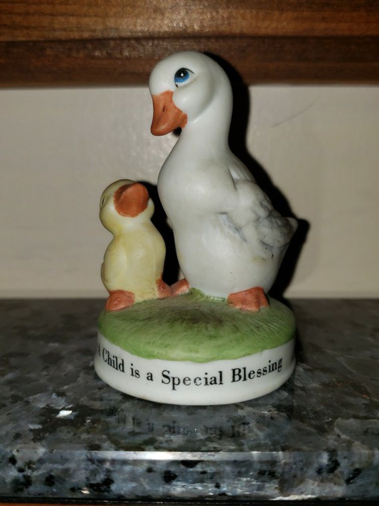 Russ mama duck & duckling A child is a special blessing 2 3/4"