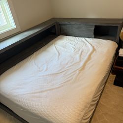 Pottery Barn - Costa Platform Lounge Corner Bed