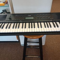 Yamaha Keyboard 🎹