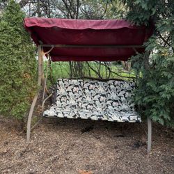 3 Section Swing With Cushions 