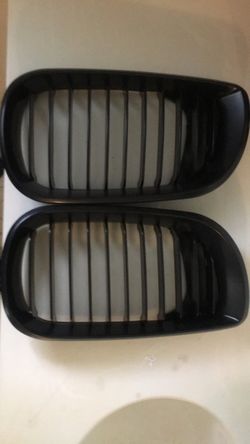 E96 BMW front grill (both)