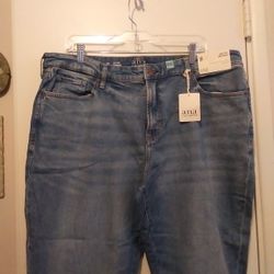 New With Tags Ana Mid Rise Boyfriend Jeans Sz 18