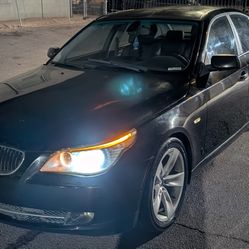 2008 BMW 528I 