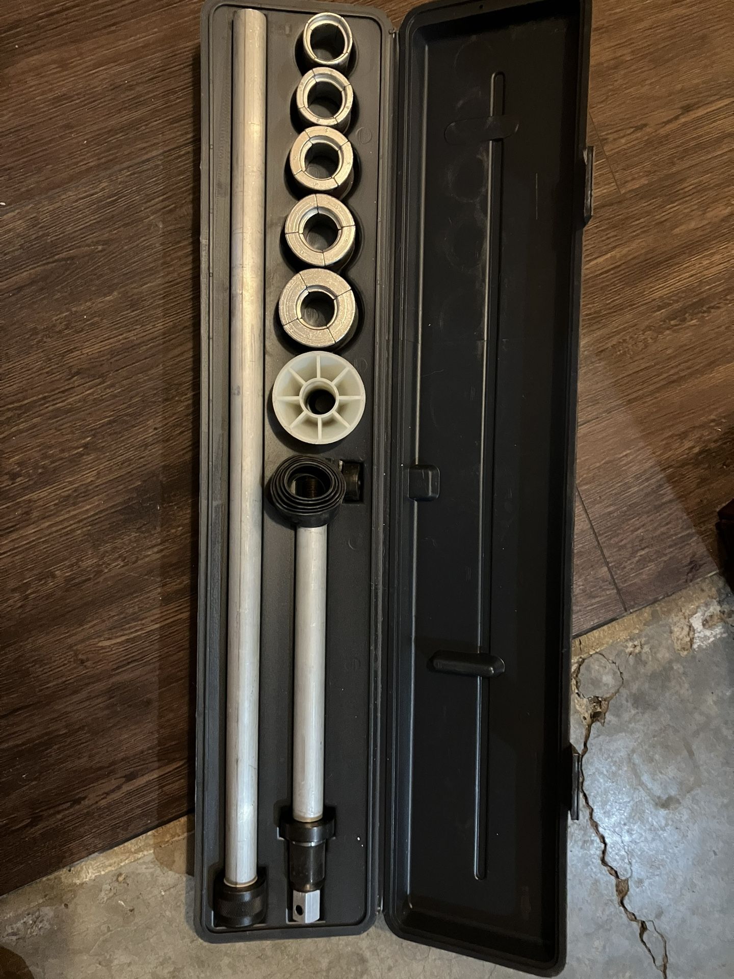 18000 Camshaft Bearing Tool