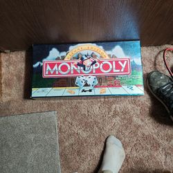 Monopoly Deluxe Edition