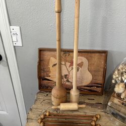 Assorted Vintage Decor