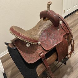 Corriente Barrel Saddle