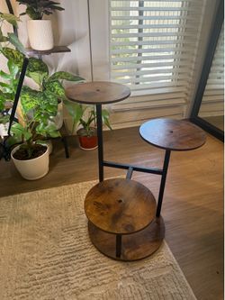 Plant stand