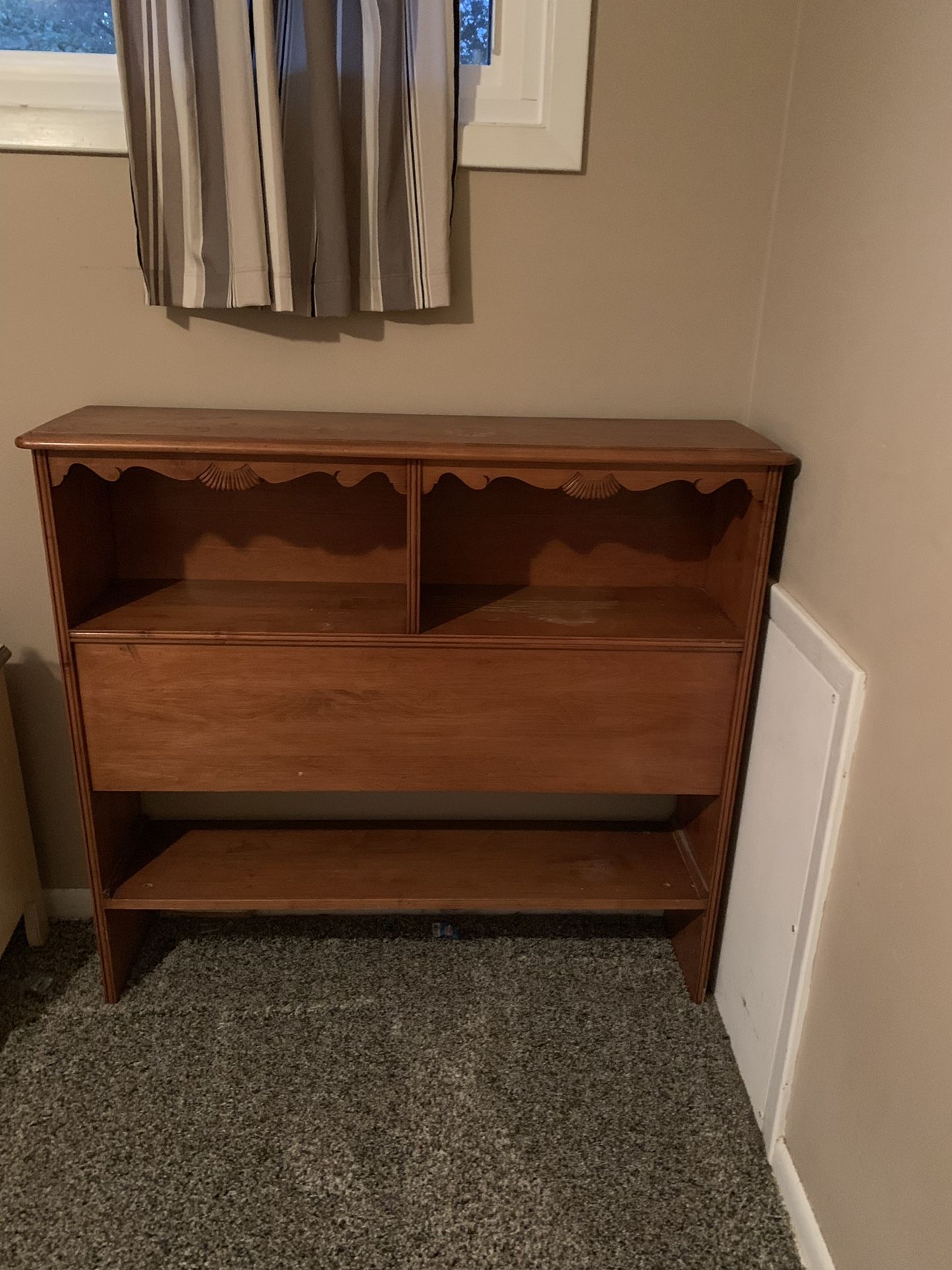 twin size headboard and memory foam mattress