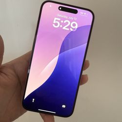 Pink iPhone 16 Plus
