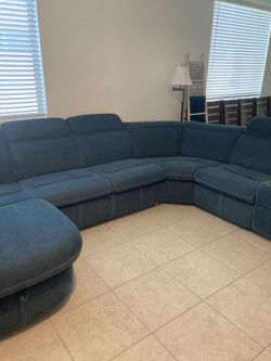 La-Z-Boy electric recliner sectional couch with sleeper and chaise lounge