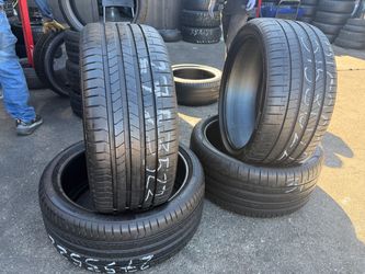Set pirelli 275/35/22. 315/30/22