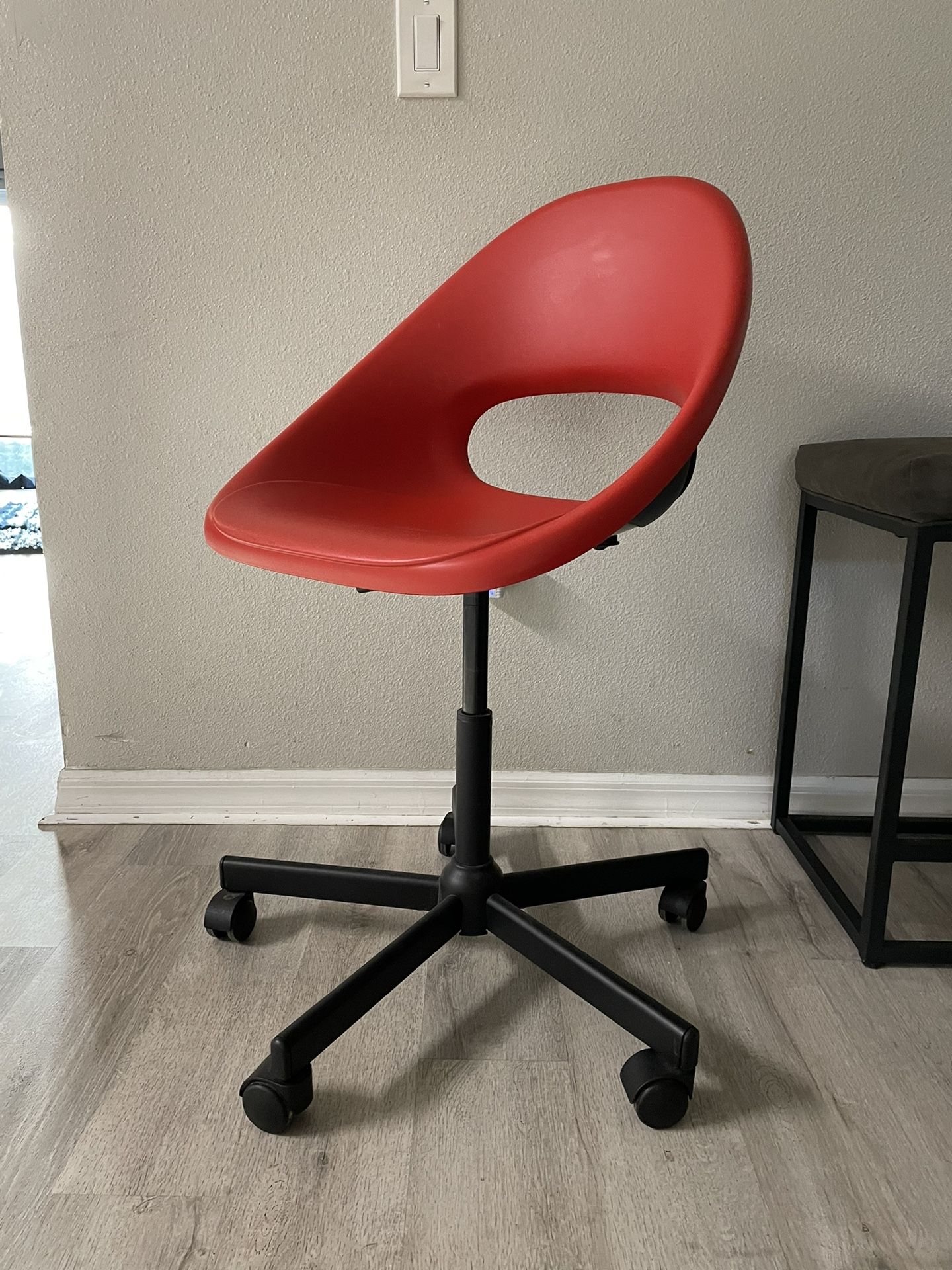 IKEA Swivel Office Rolling Chair 