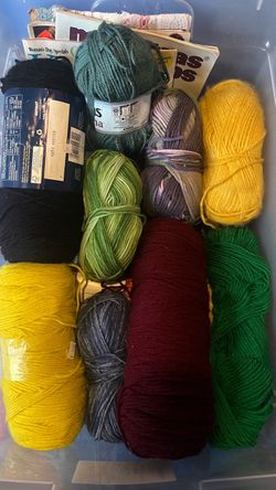 Yarns for knitting bundle