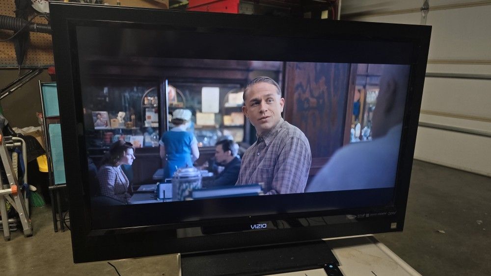 Vizio 37 Inch Tv