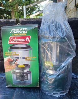 NEW COLEMAN REMOTE CONTROL LANTERN MODEL 5358H705 *SEE ALL PICS*