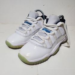 Nike Air Jordan 11 Low White Size 5