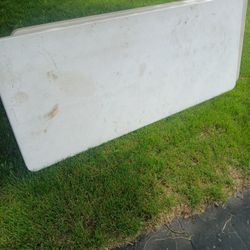 Lifetime 8 Ft Tables