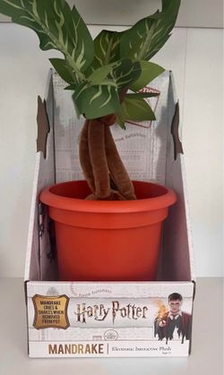 HARRY POTTER ELECTRONIC MANDRAKE PLUSH
