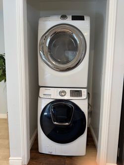 Samsung Washer & Dryer Set - Works Great!