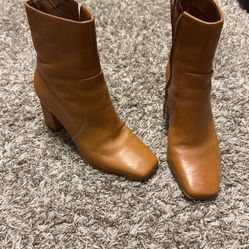 Aldo Brown Boots, Women’s US 6
