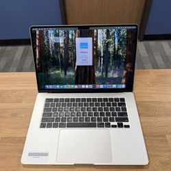 15" MacBook Air M3 8 Core*Apple Care Plus Warranty till 2027
