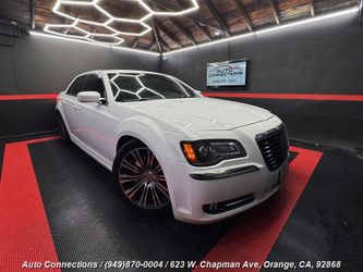 2012 Chrysler 300 Series S V6