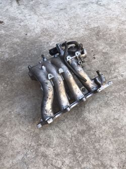 Integra intake manifold