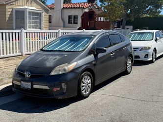 2014 Toyota Prius Plug In