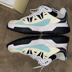 Golf Le Fleur Chunky Shoe