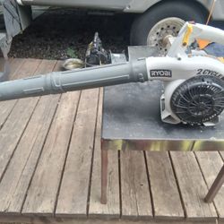 Sturdy Ryobi 2 Cycle Leaf Blower, Works Great. $40.00.