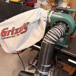 Pending Sale - Grizzly Portable Dust Collector