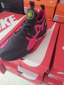 Nike Huarache e.d.g.e txt men size 10, 10.5