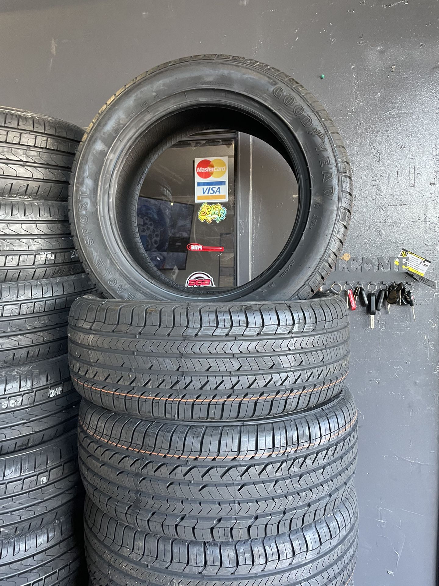 215/55/17 Goodyear Nuevas Montadas Y Balanciadas