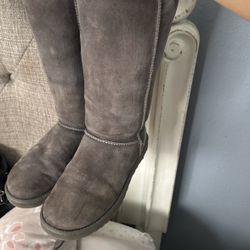 Grey Uggs