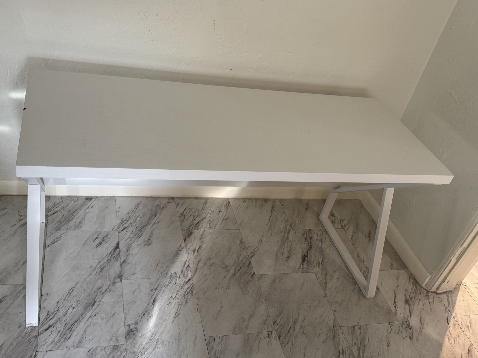 White Desk For sale $75