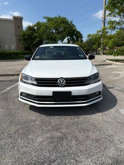 PRIVATE SELLER 2015 Volkswagen Jetta GREAT CAR