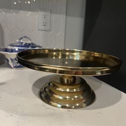 Gold Metal Cake Stand 