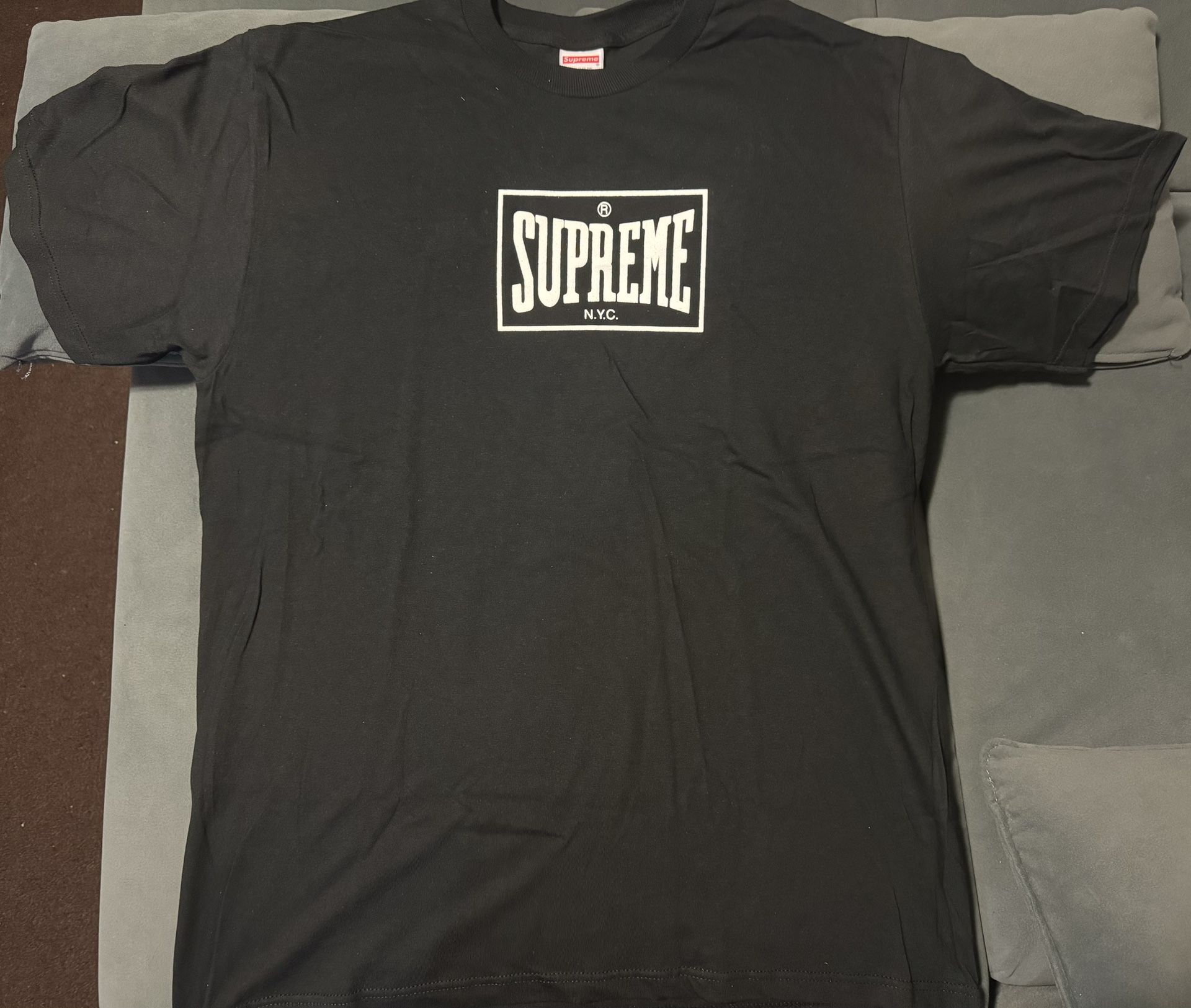 Supreme Warm Up T-shirt Size Large